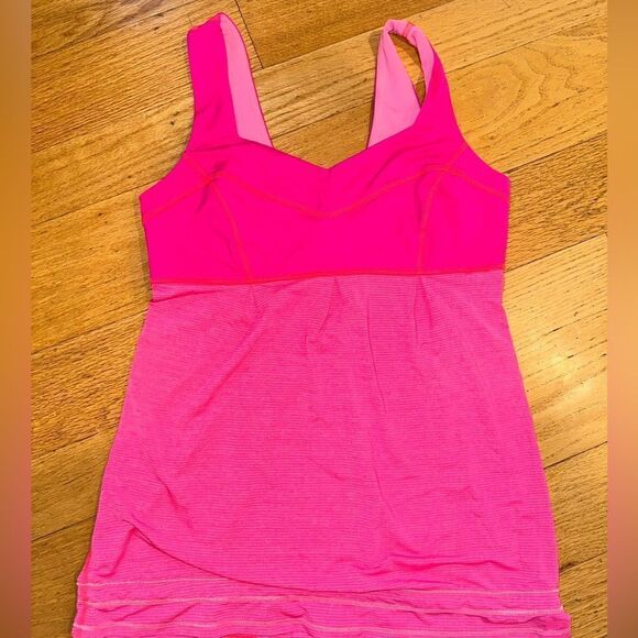 lululemon athletica Tops - Lululemon Tame Me Running Tank